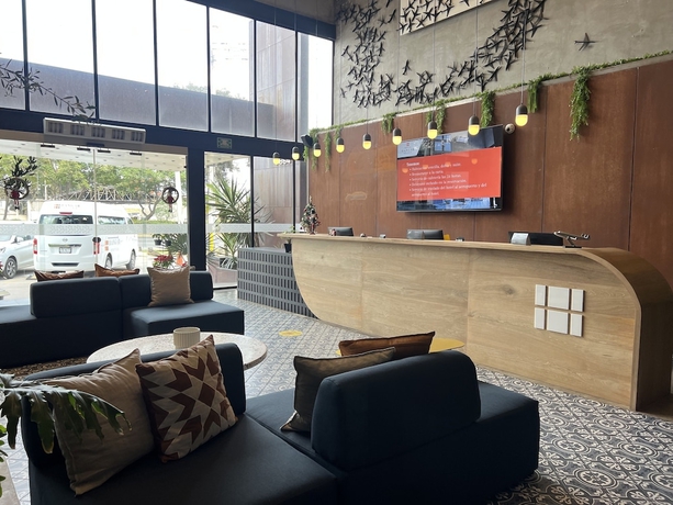 Imagen de los interiores del Hotel Hangar Select Aeropuerto Guadalajara. Foto 10