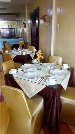 Imagen del bar/restaurante del Hotel Hangtuah. Foto 2