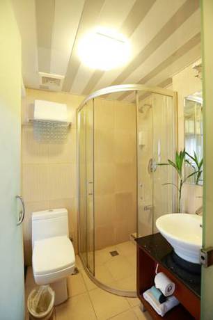 Imagen de la habitación del Hotel Hangzhou Bokai Westlake. Foto 8