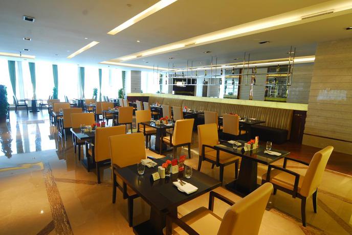 Imagen general del Hotel Hangzhou Haiwaihai Crown. Foto 10