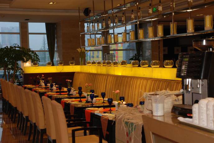 Imagen general del Hotel Hangzhou Haiwaihai Crown. Foto 11