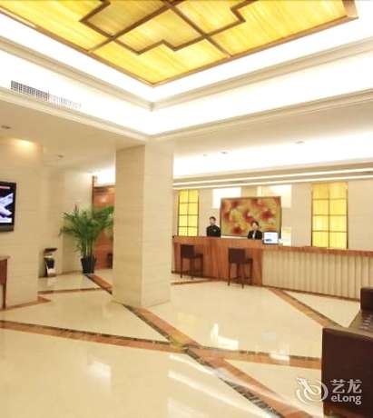 Imagen de los interiores del Hotel Hangzhou Lotus Hotel. Foto 13