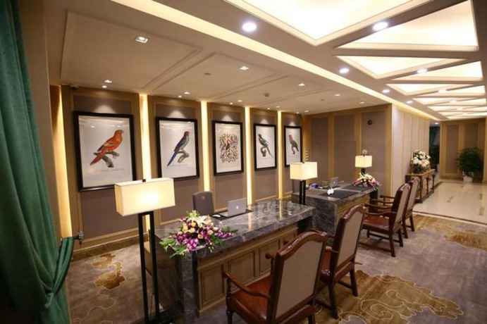 Imagen de los interiores del Hotel Hangzhou New Jiulong. Foto 19