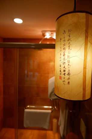Imagen de los interiores del Hotel Hangzhou Xixi Bieyuan Resort. Foto 13