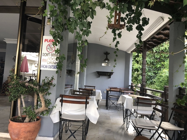 Imagen del bar/restaurante del Hotel Hani Boutique. Foto 2