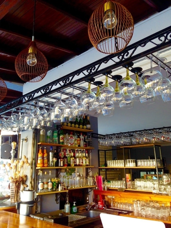 Imagen del bar/restaurante del Hotel Hani Boutique. Foto 6