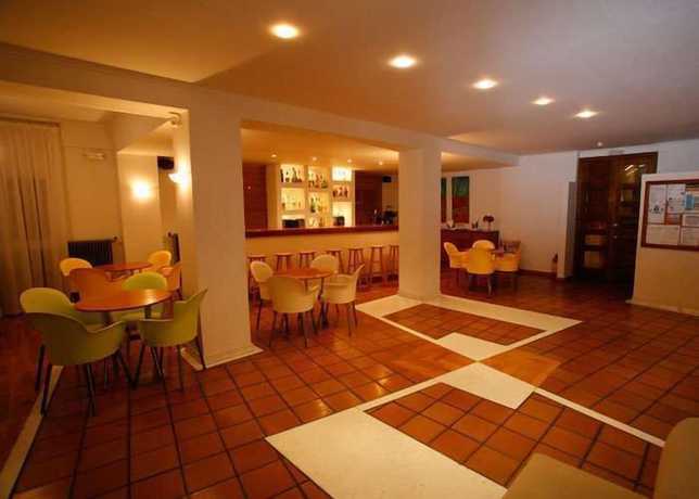 Imagen de los interiores del Hotel Hanioti. Foto 18