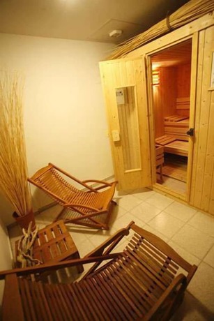 Imagen de la habitación del Hotel Hanioti. Foto 15