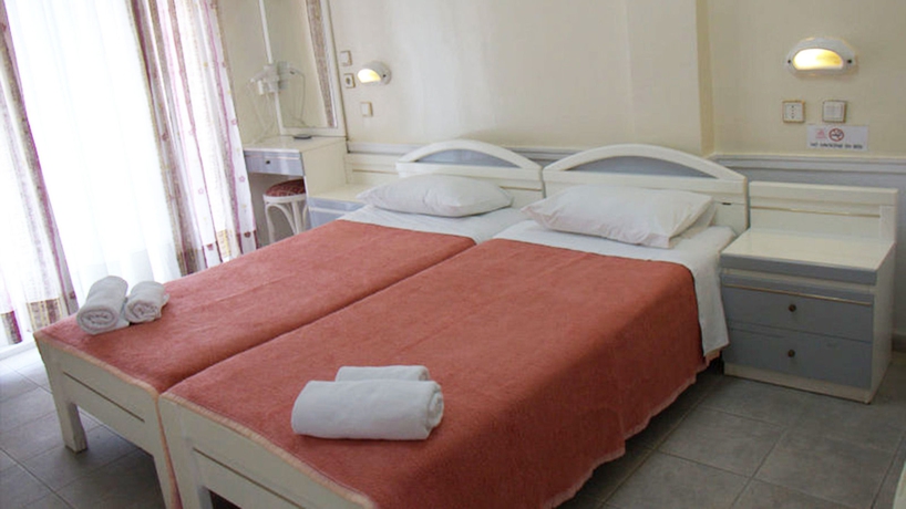 Imagen de la habitación del Hotel Hanioti Grand Victoria. Foto 9
