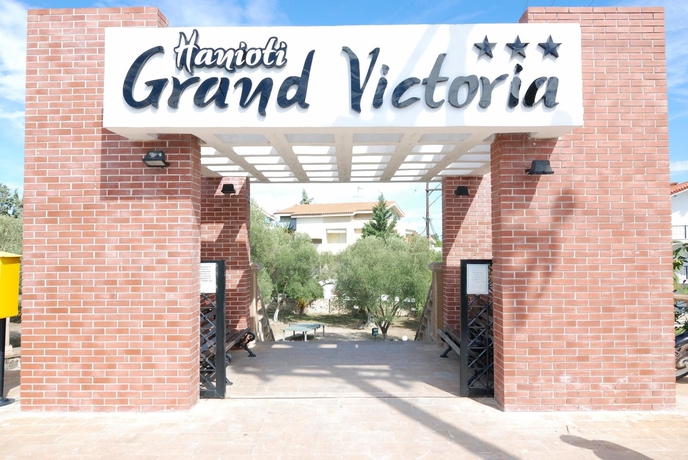 Imagen general del Hotel Hanioti Grand Victoria. Foto 4