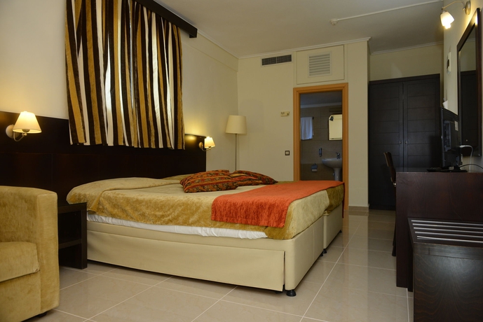 Imagen de la habitación del Hotel Hanioti Grandotel. Foto 3