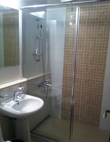 Imagen de la piscina del Hotel Hanjin Navoi Complex. Foto 15