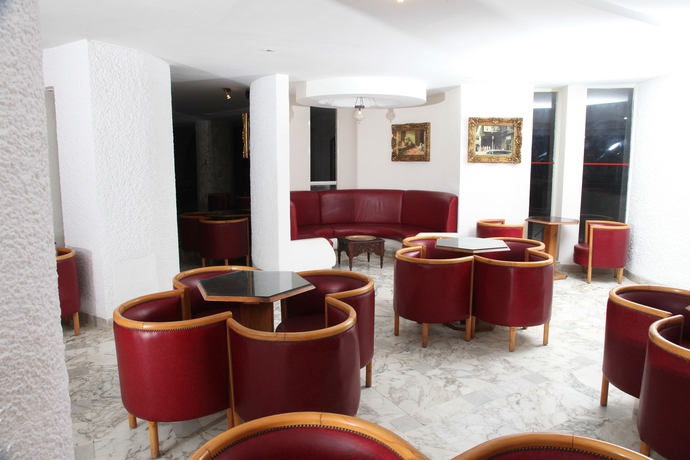 Imagen de los interiores del Hotel Hannibal Palace. Foto 12