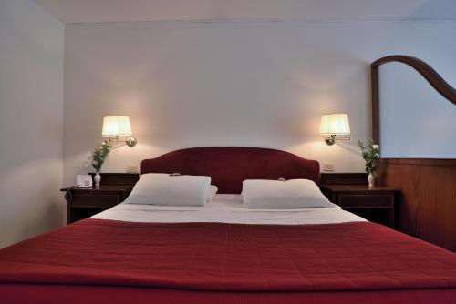 Imagen general del Hotel Hannover, Grado. Foto 1