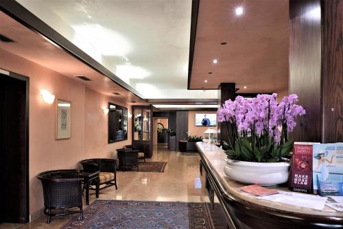 Imagen general del Hotel Hannover, Grado. Foto 2