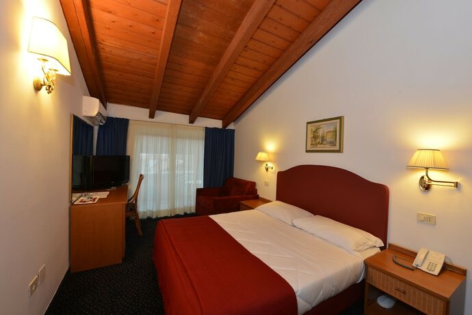 Imagen de la habitación del Hotel Hannover, Grado. Foto 16