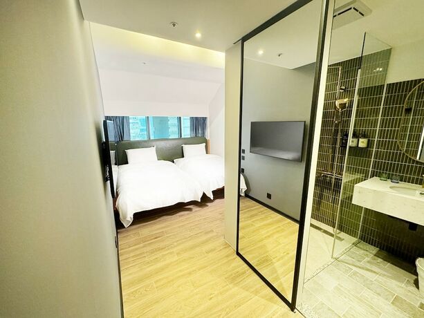 Imagen de la habitación del Hotel Hanns Summer. Foto 16