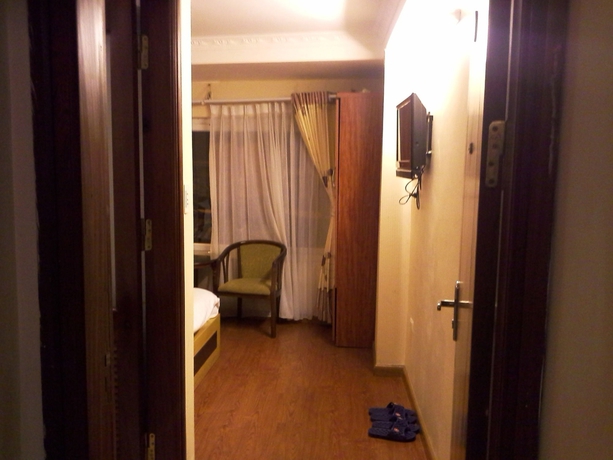 Imagen de la habitación del Hotel Hanoi Central. Foto 13