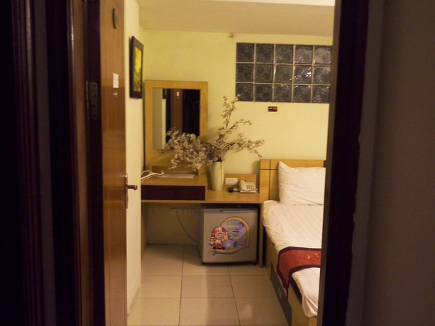 Imagen de la habitación del Hotel Hanoi Central. Foto 14