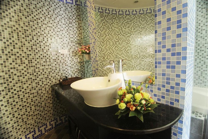 Imagen de la habitación del Hotel Hanoi Emotion. Foto 10