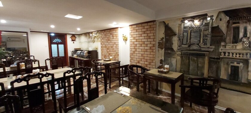 Imagen del bar/restaurante del Hotel Hanoi Endless. Foto 15