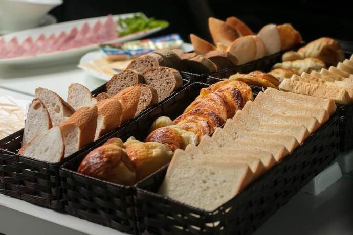 Imagen del bar/restaurante del Hotel Hanoi Fiesta Grand. Foto 4