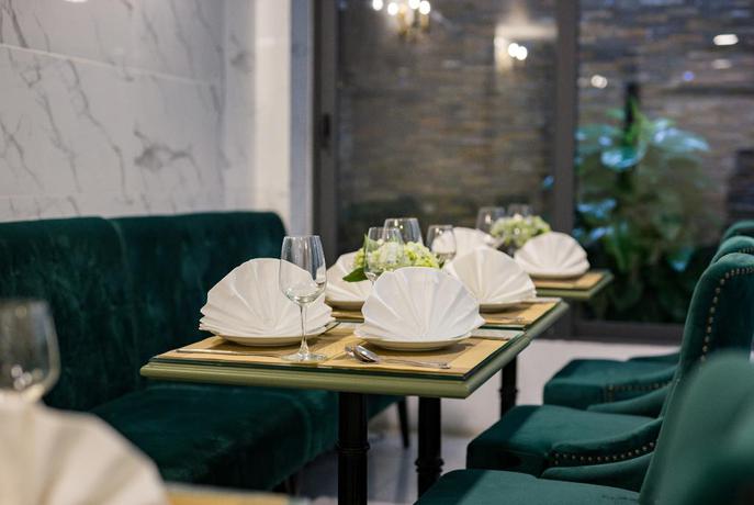 Imagen del bar/restaurante del Hotel Hanoi Gatsby. Foto 2