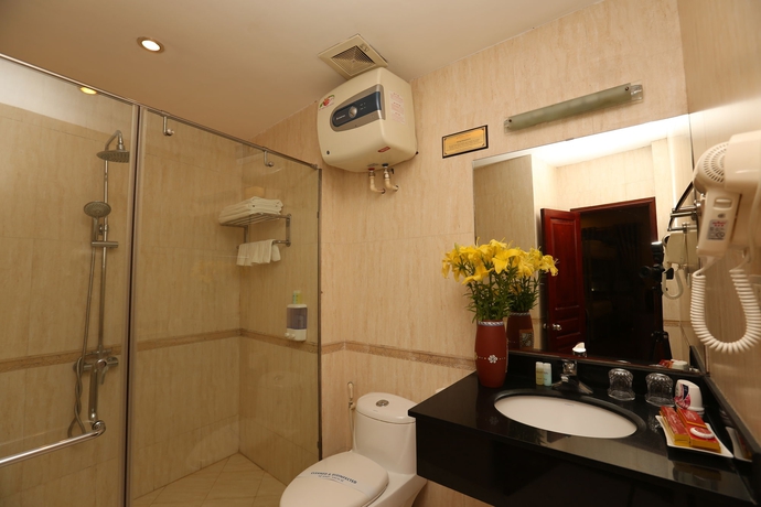Imagen de la habitación del Hotel Hanoi Golden Charm. Foto 11