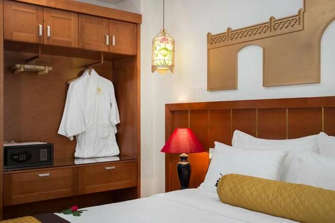 Imagen de la habitación del Hotel Hanoi Golden Holiday. Foto 12