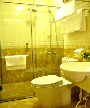 Imagen de la habitación del Hotel Hanoi Golden River. Foto 4