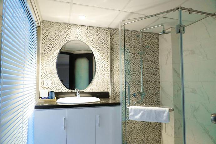 Imagen de la habitación del Hotel Hanoi La Castela. Foto 3