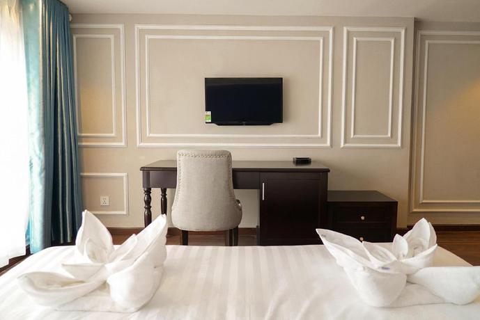 Imagen de la habitación del Hotel Hanoi La Castela. Foto 9