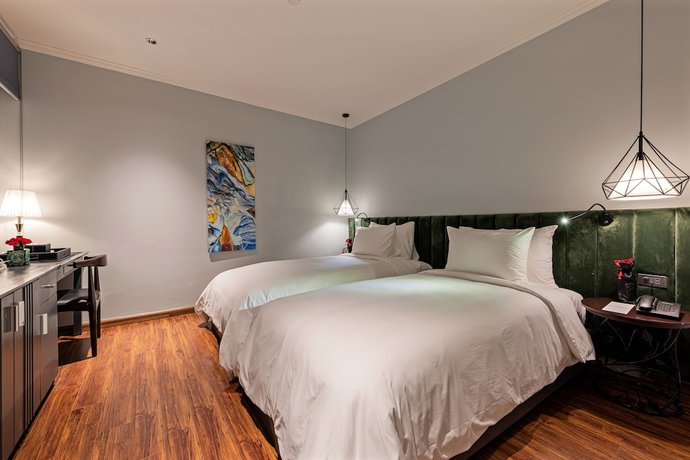 Imagen de la habitación del Hotel Hanoi La Mejor and Sky Bar. Foto 2