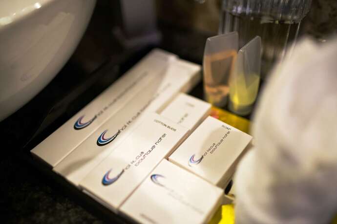 Imagen de la habitación del Hotel Hanoi Lake View and Spa. Foto 24