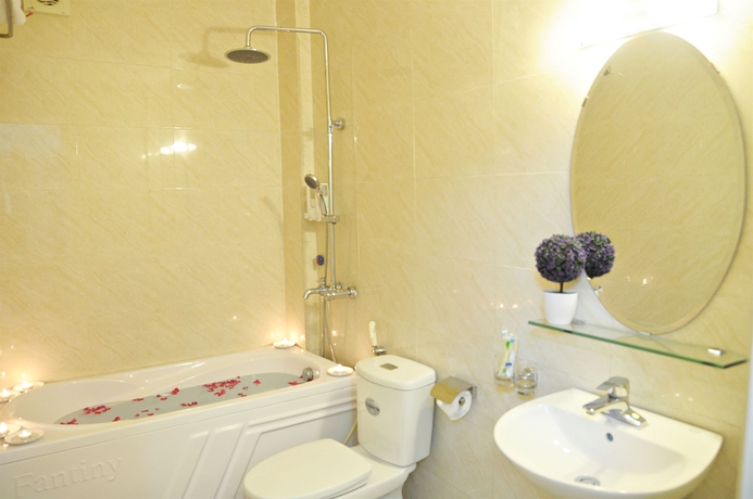 Imagen de la habitación del Hotel Hanoi Little Center. Foto 4