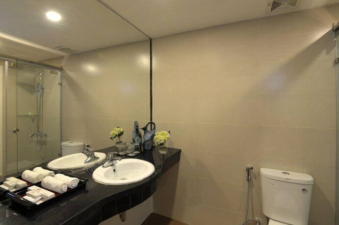 Imagen de la habitación del Hotel Hanoi Louis. Foto 6