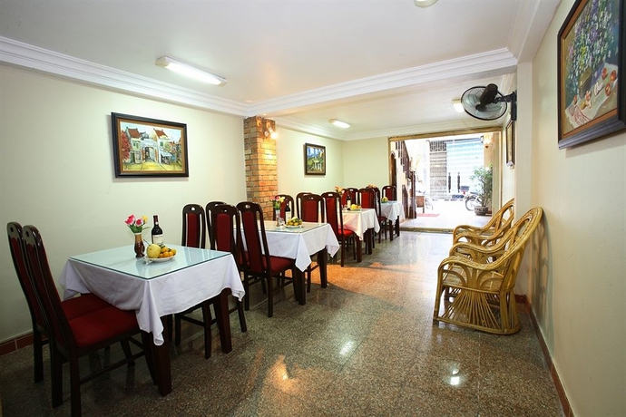 Imagen del bar/restaurante del Hotel Hanoi Lucky Ii. Foto 4