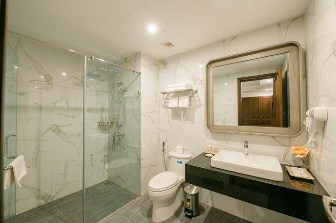 Imagen de la habitación del Hotel Hanoi Marigold. Foto 24