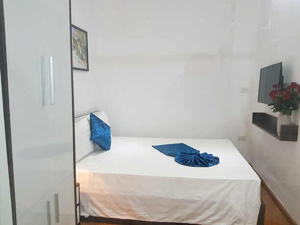 Imagen de la habitación del Hotel Hanoi Oriental Pearl. Foto 7