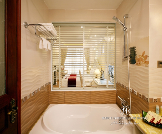 Imagen de la habitación del Hotel Hanoi Royal. Foto 10