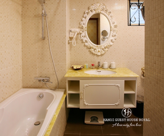 Imagen de la habitación del Hotel Hanoi Royal. Foto 11