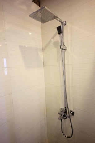 Imagen de la habitación del Hotel Hanoi Royal Palace 2. Foto 6