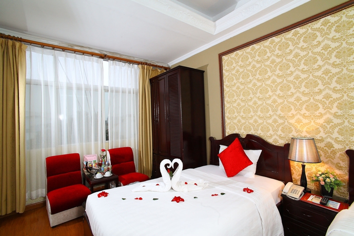 Imagen de la habitación del Hotel Hanoi Royal Palace 2. Foto 9