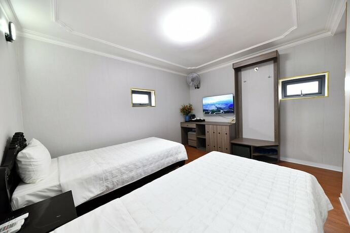 Imagen de la habitación del Hotel Hanoi Sofia. Foto 20