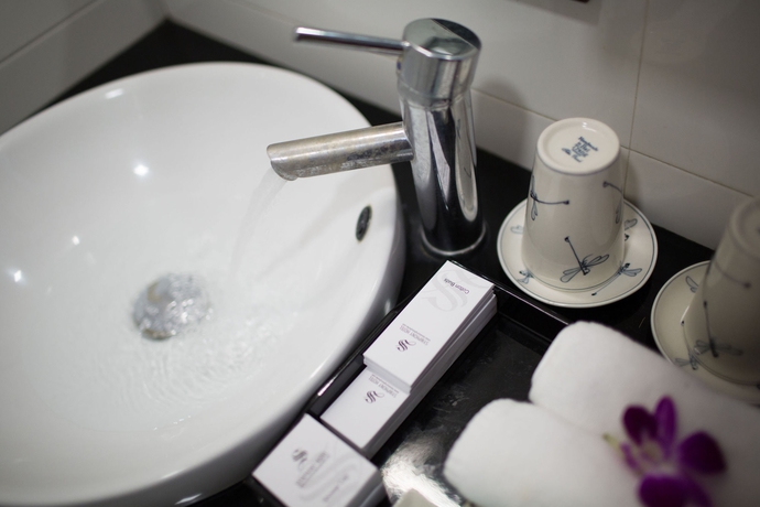 Imagen de la habitación del Hotel Hanoi Symphony. Foto 9