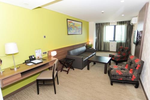 Imagen de la habitación del Hotel Hanoi Tokyo. Foto 8