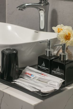 Imagen de la habitación del Hotel Hanoi Vacanza Premier. Foto 9