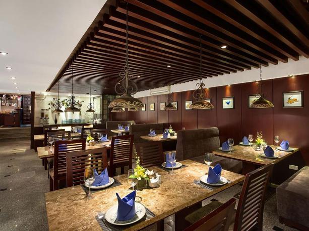 Imagen del bar/restaurante del Hotel Hanoian Central Hotel and Spa. Foto 10