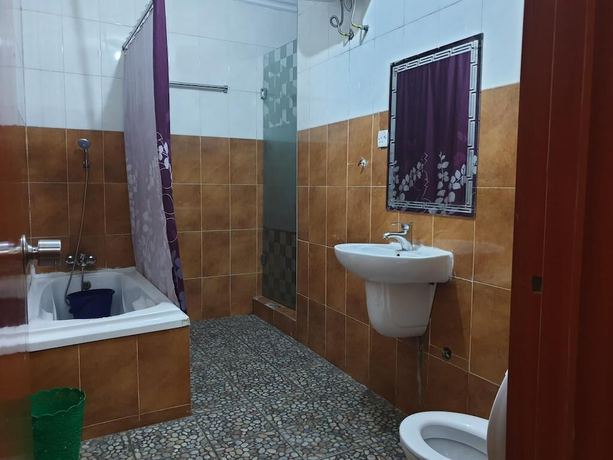 Imagen de la habitación del Hotel Hanos And Suites. Foto 15