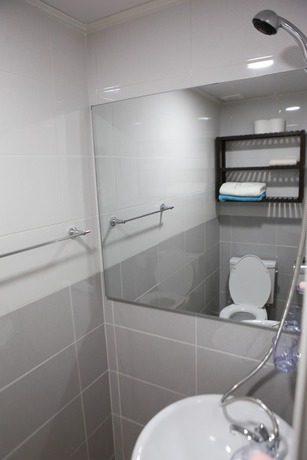 Imagen de la habitación del Hotel Hans House. Foto 4